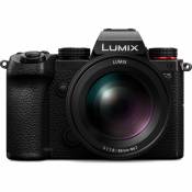 Lumix DC-S5 + 85mm f/1.8