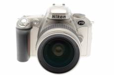 Appareil photo argentique reflex Nikon F55 + 28-80mm f3.3-5.6 G AF Argent - Reconditionné