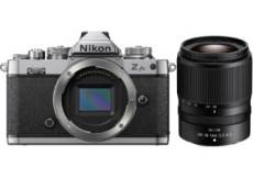 Nikon Z fc + Z DX 18-140mm f/3.5-6.3 VR