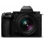 Lumix S5 IIx + 50mm F1.8