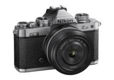 Nikon Z fc + 28mm