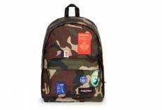 Sac a dos eastpak out of office k52 patched camo
